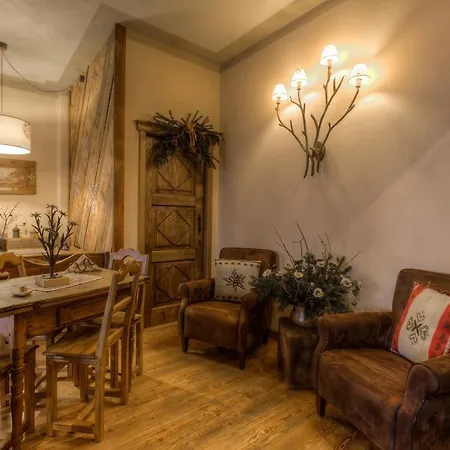 Checrouit Lejlighedshotel