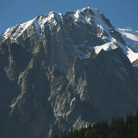 Checrouit Lejlighedshotel