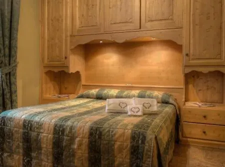 Checrouit Appart hôtel Courmayeur