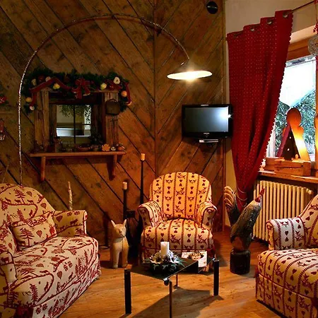 Checrouit Hotel apartamentowy 3*