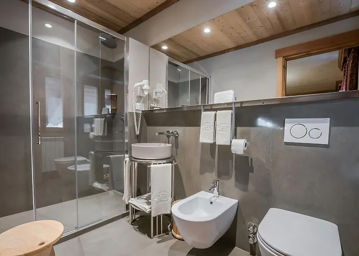 Checrouit 3* Κουρμαγιέρ