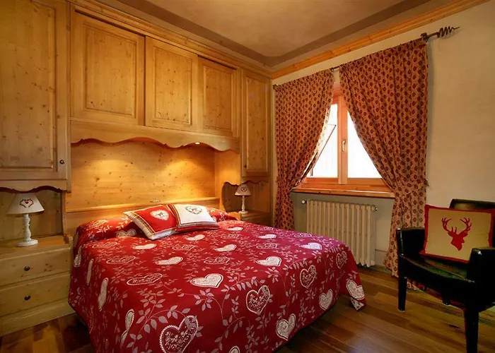 Aparthotel Checrouit