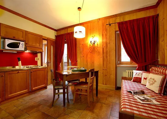 Checrouit Aparthotel