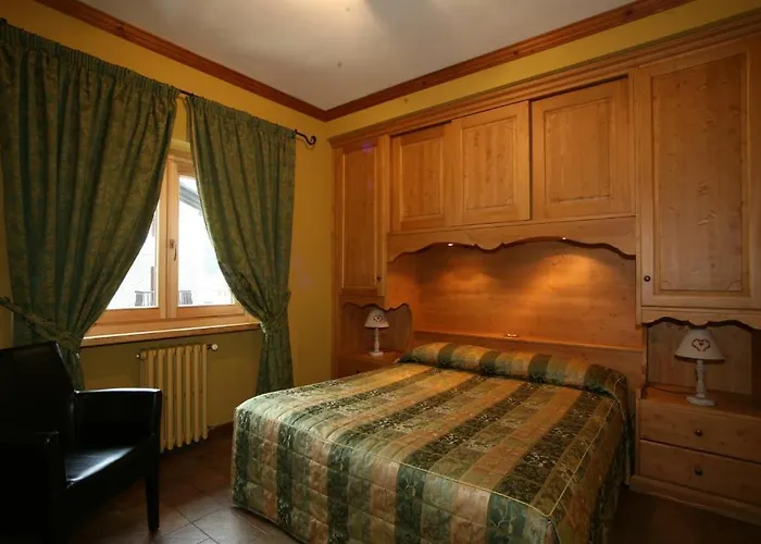 Checrouit Aparthotel