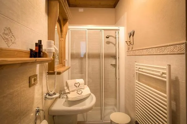 Checrouit Курмайор