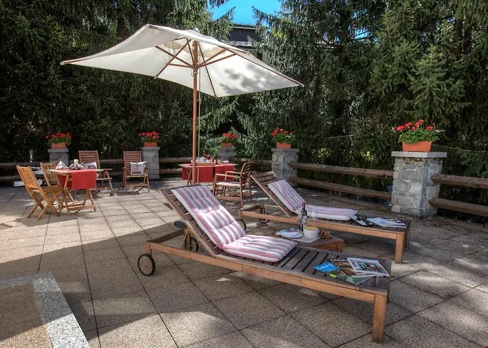 Checrouit 3* Κουρμαγιέρ