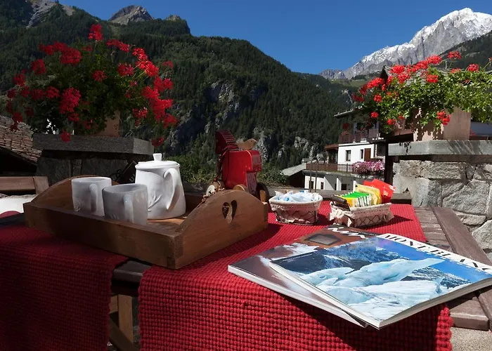 Aparthotel Checrouit Courmayeur